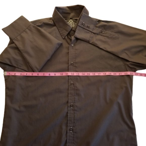 Roar Enough Excuses Tone on Tone Graphic Long Sleeve Button Up Black XL - Picture 12 of 15